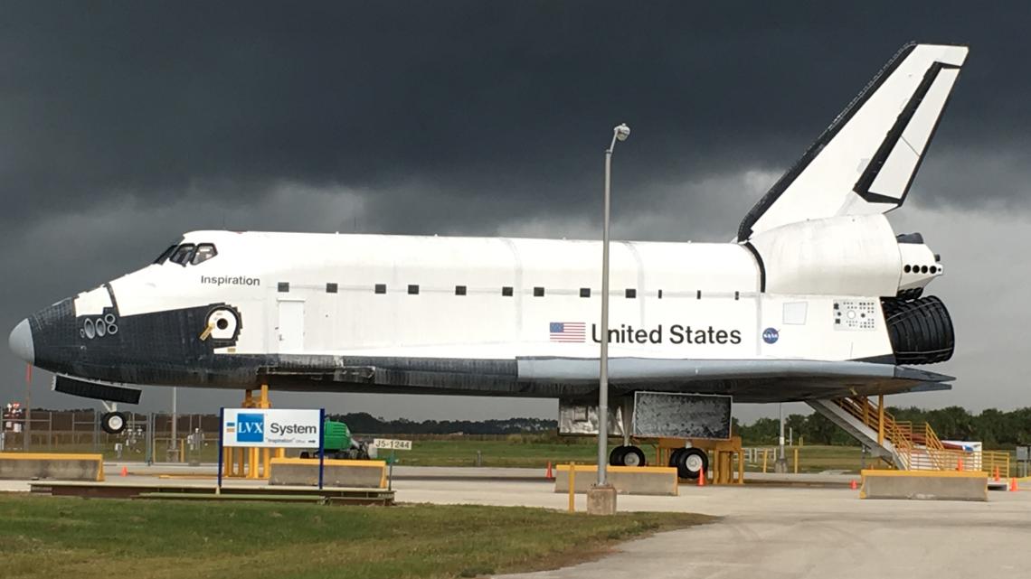 'One look is enough': Inspiration replica spacecraft prepares for landing in St.  Cloud